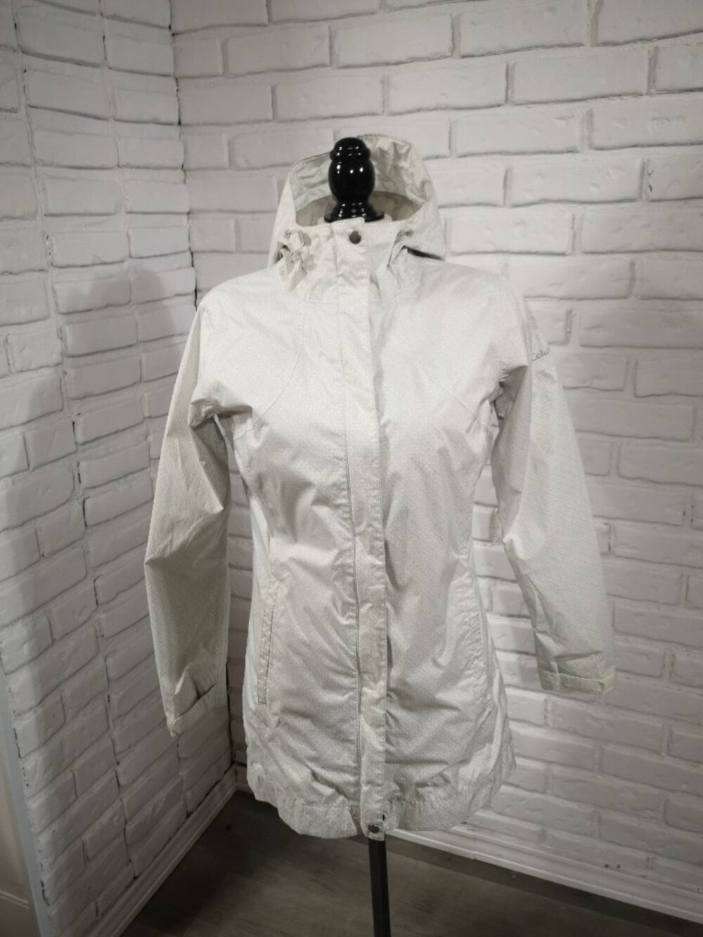 Columbia Omni-Tech Ladies Size Medium Grey Pattern Lightweight Jacket w/ Hood